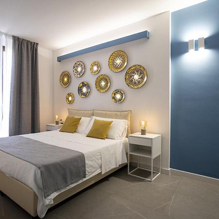 Acquaro Suite Apartments San Vito Lo Capo Rum bild